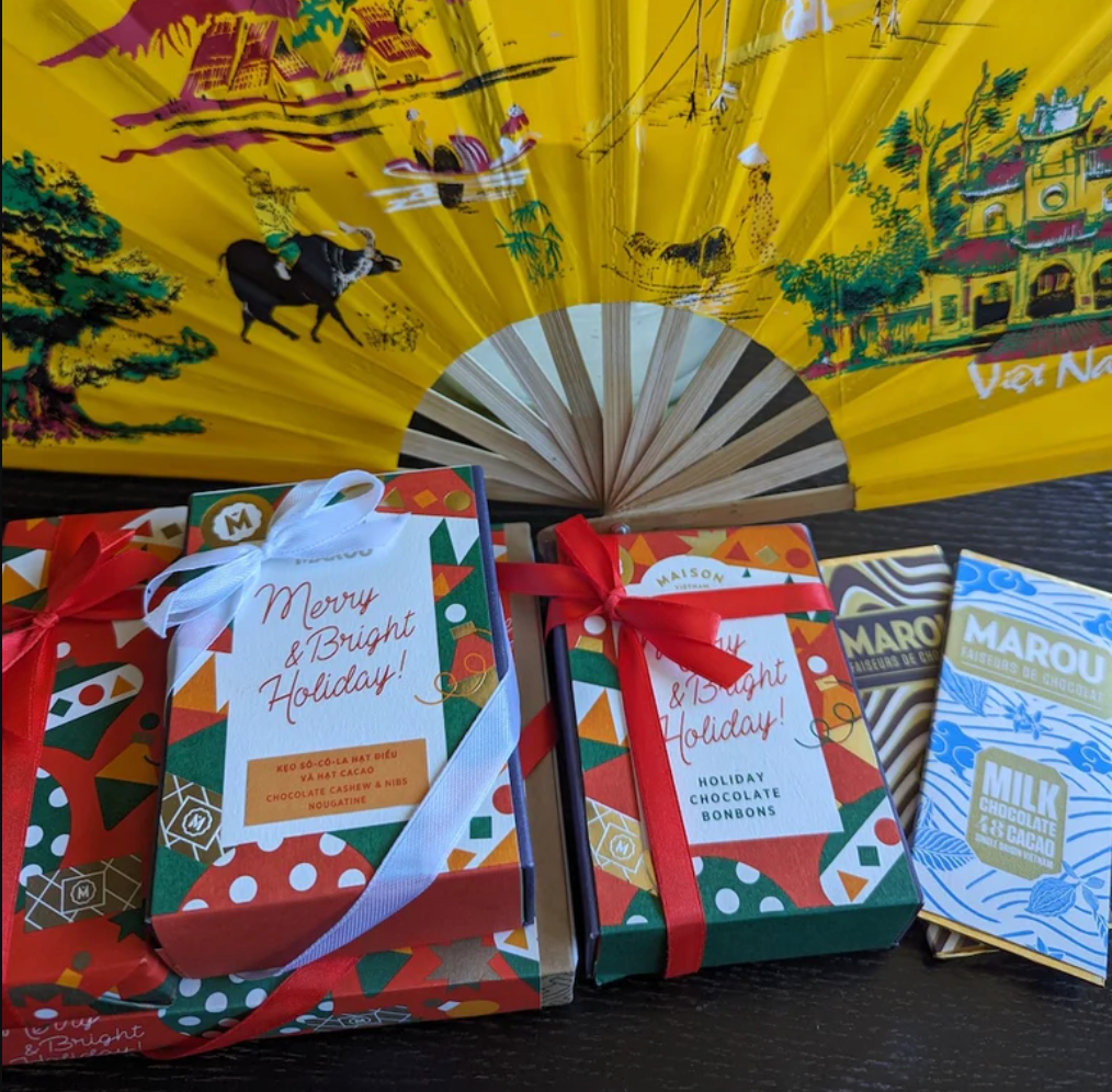 峴港擁有豐富又方便帶回家的特色伴手禮,像是香醇濃厚的越南咖啡、精緻的手工藝品,越南在地的傳統點心,每一樣都承載著越南獨特的韻味;會安古鎮更是越南著名的手工藝品之都,帶著精選的越南在地手工伴手禮回家,不僅是為自己留下一份旅途的美好記憶,更是將這份感動與喜悅分享給親朋好友!會安、峴港必買伴手禮有哪些?該怎麼選伴手禮才不踩雷?就讓 Outo 小編為你整理出必買的伴手禮清單