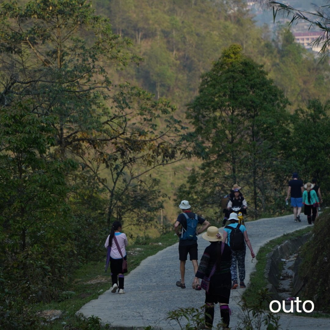 北越山海經典 ft. 河內老城 & 沙壩番西邦峰玻璃橋 & 下龍灣 8 日 - 含稅簽網卡 豪華火車版