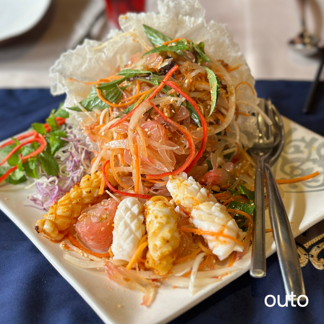 中越經典我全都要 ft. 峴港順化巴拿山會安 7 日旅程 - 含稅簽網卡 (2人小團成行)