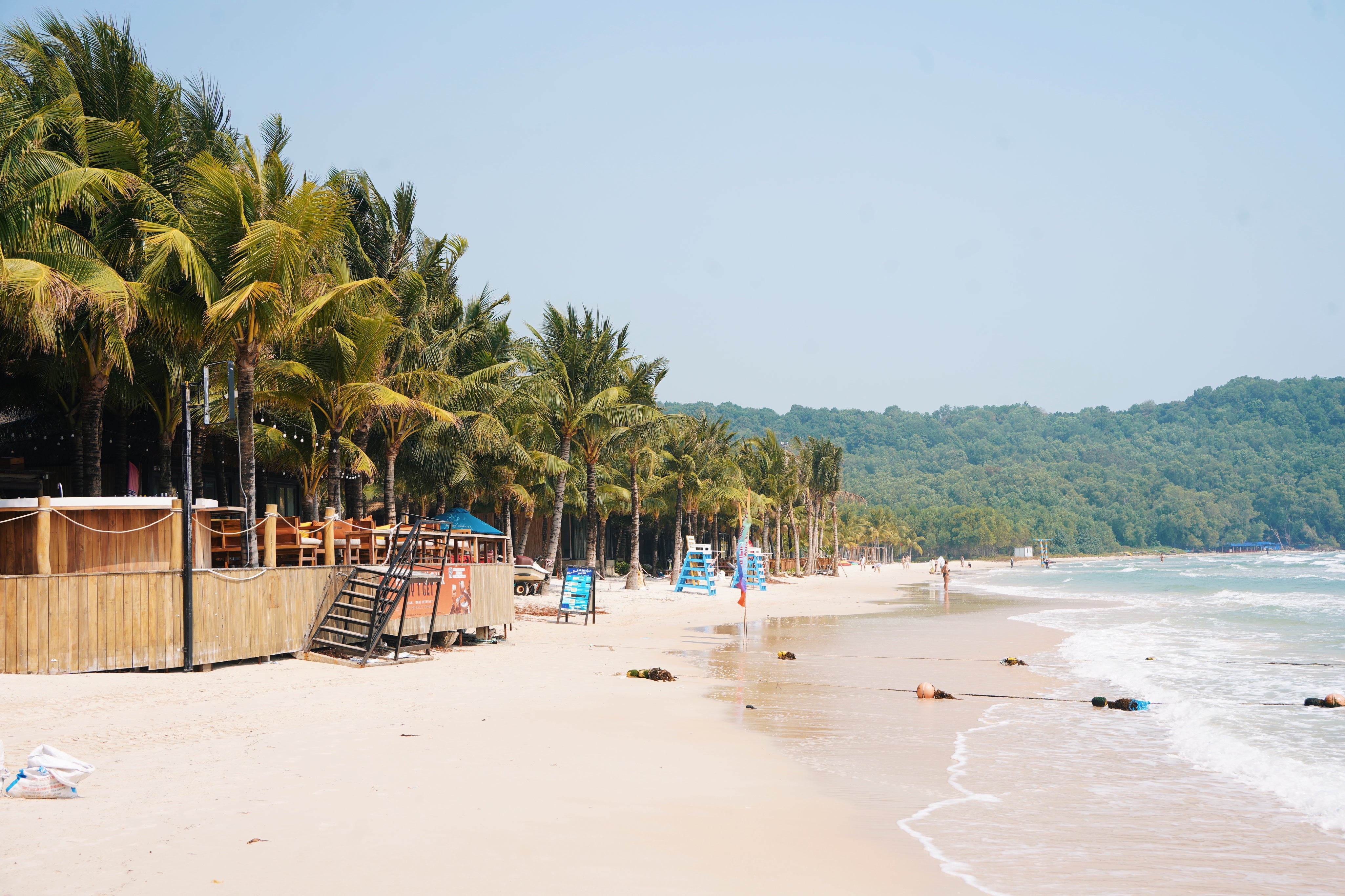 Phu_Quoc_Beach_View.jpg