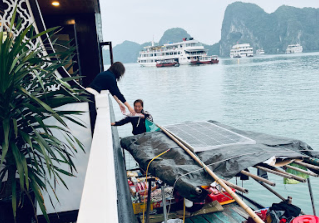 北越山海經典 ft. 河內老城 & 沙壩番西邦峰玻璃橋 & 下龍灣 8 日 - 含稅簽網卡 豪華火車版