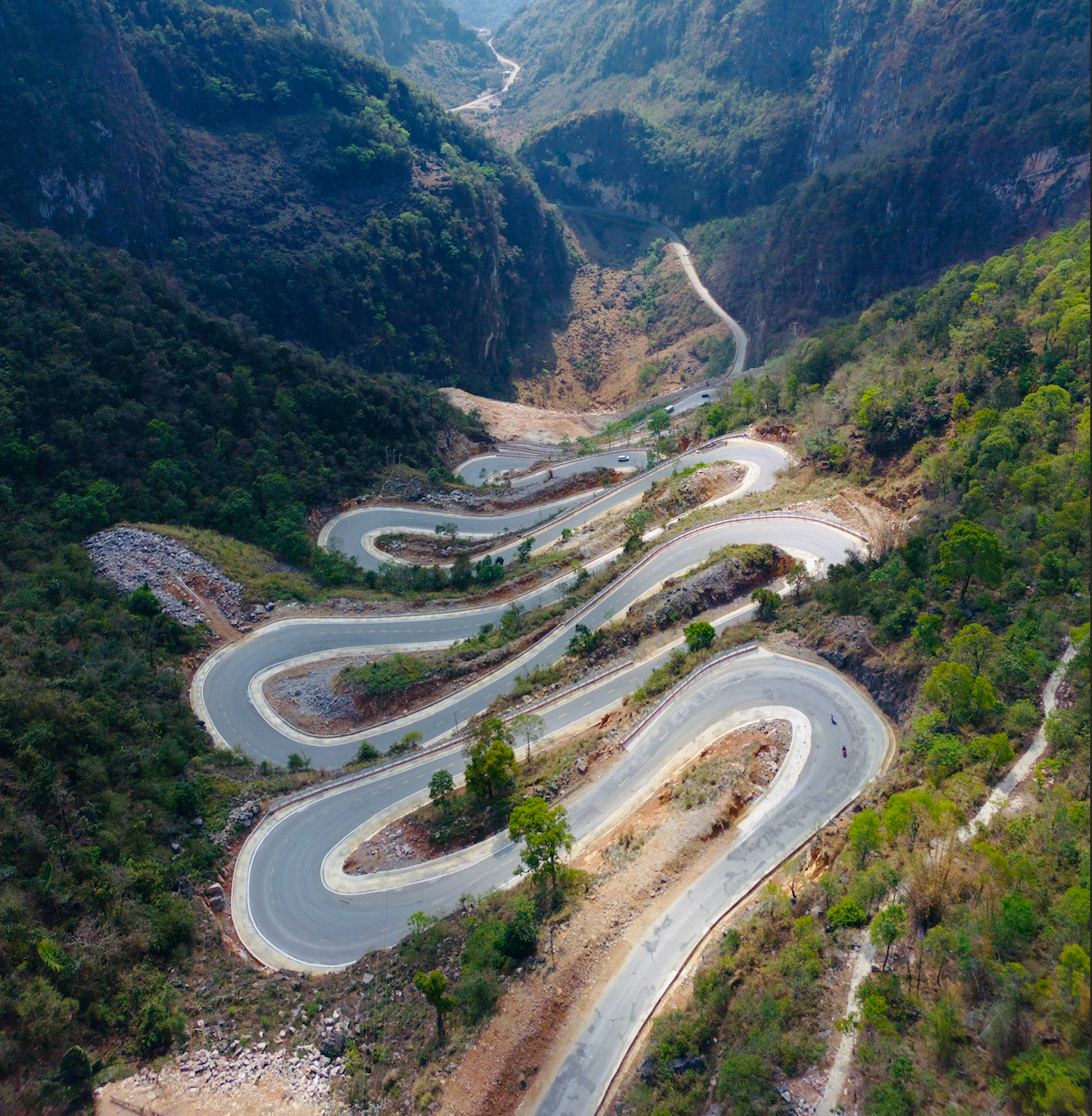 北越邊境公路 7 日冒險 Ft. 河江越共皮卡 & 高平瀑布秘境 - 含稅簽網卡