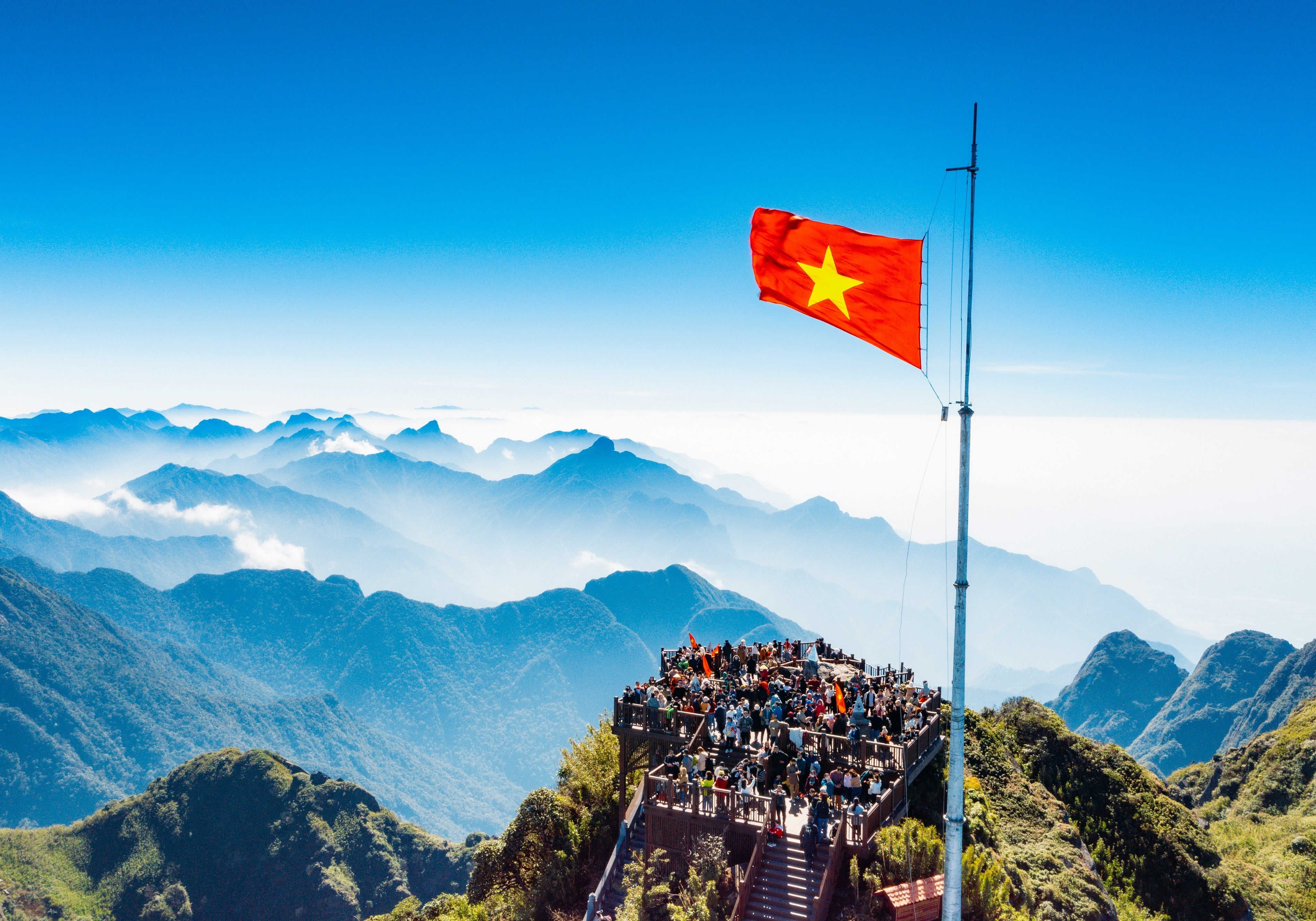 越南旗幟與景色照片