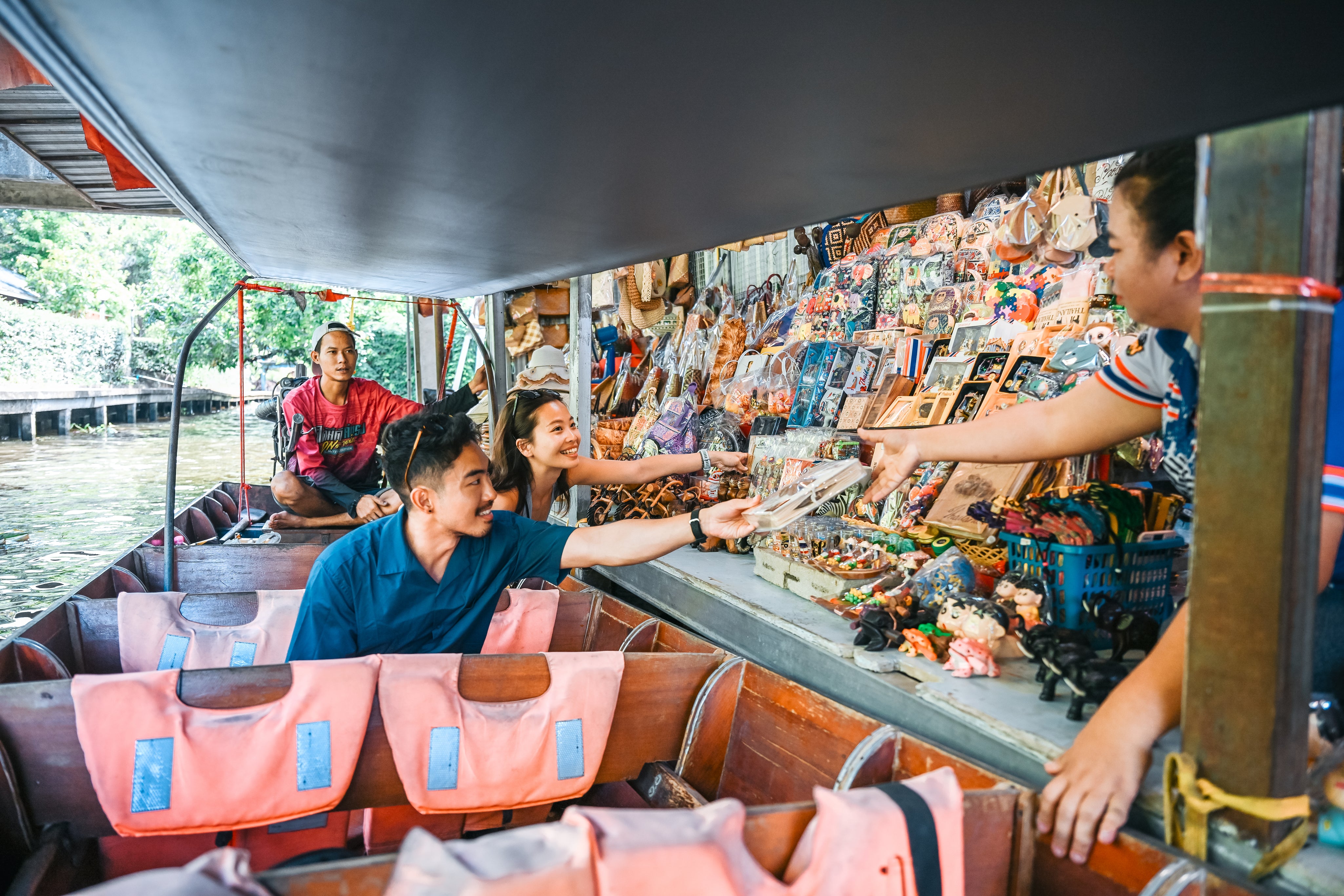 水上市場，練習殺價的好機會