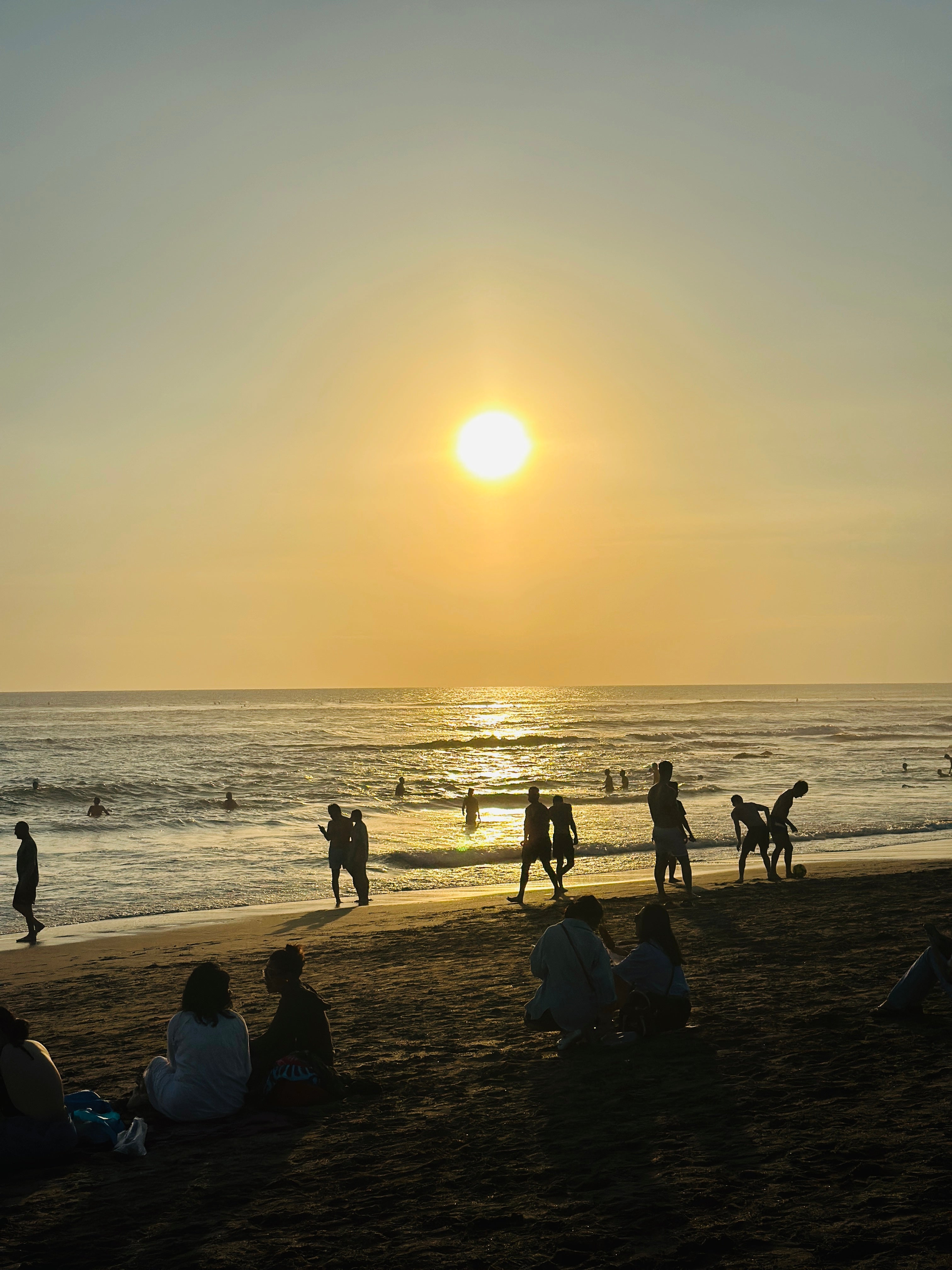 自由探索水明漾沙灘