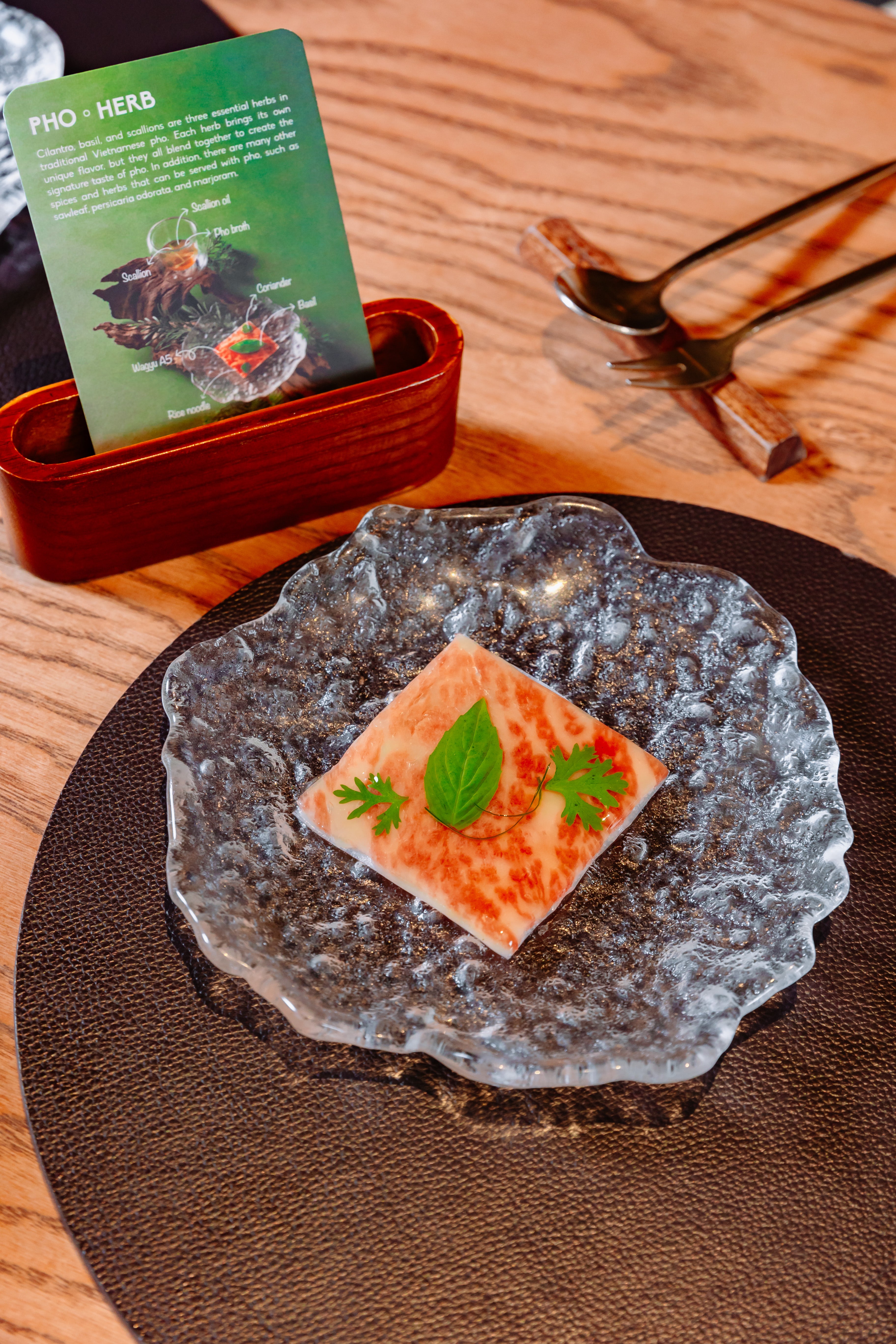 Day 4：下龍灣跳島第二天行程，晚上品嚐越歐混血料理（晚餐：T.U.N.G Dining）