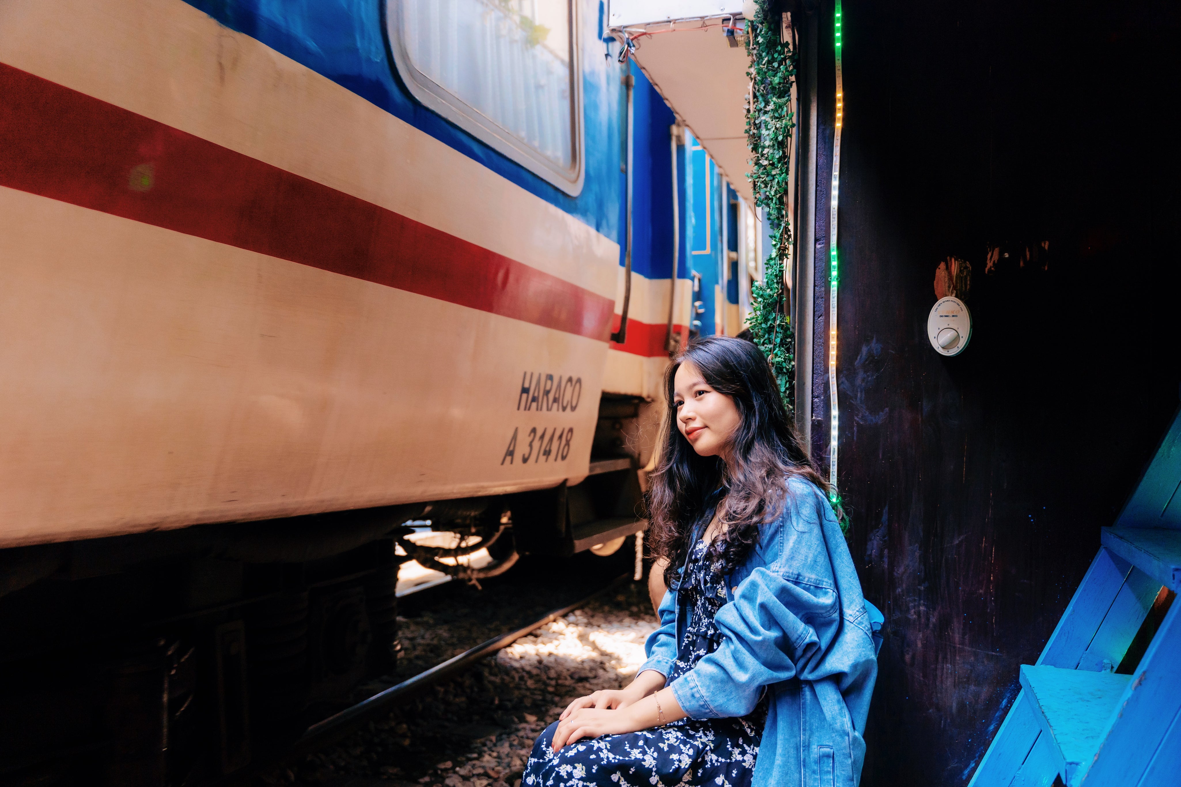 河內火車街 - 感受從身旁呼蕭而過的刺激體驗