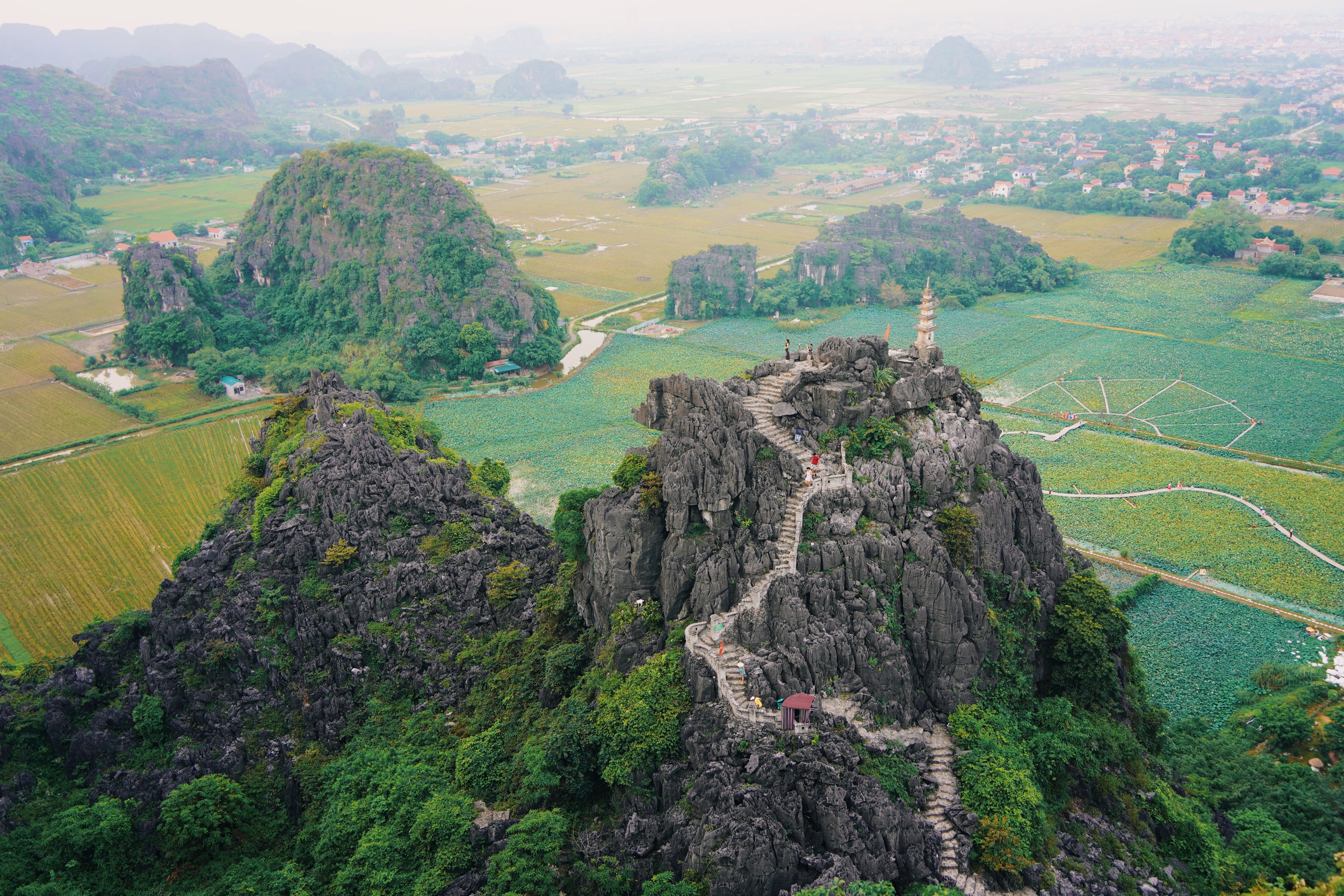 臥龍山 - 登頂俯瞰壯麗陸龍灣峽谷
