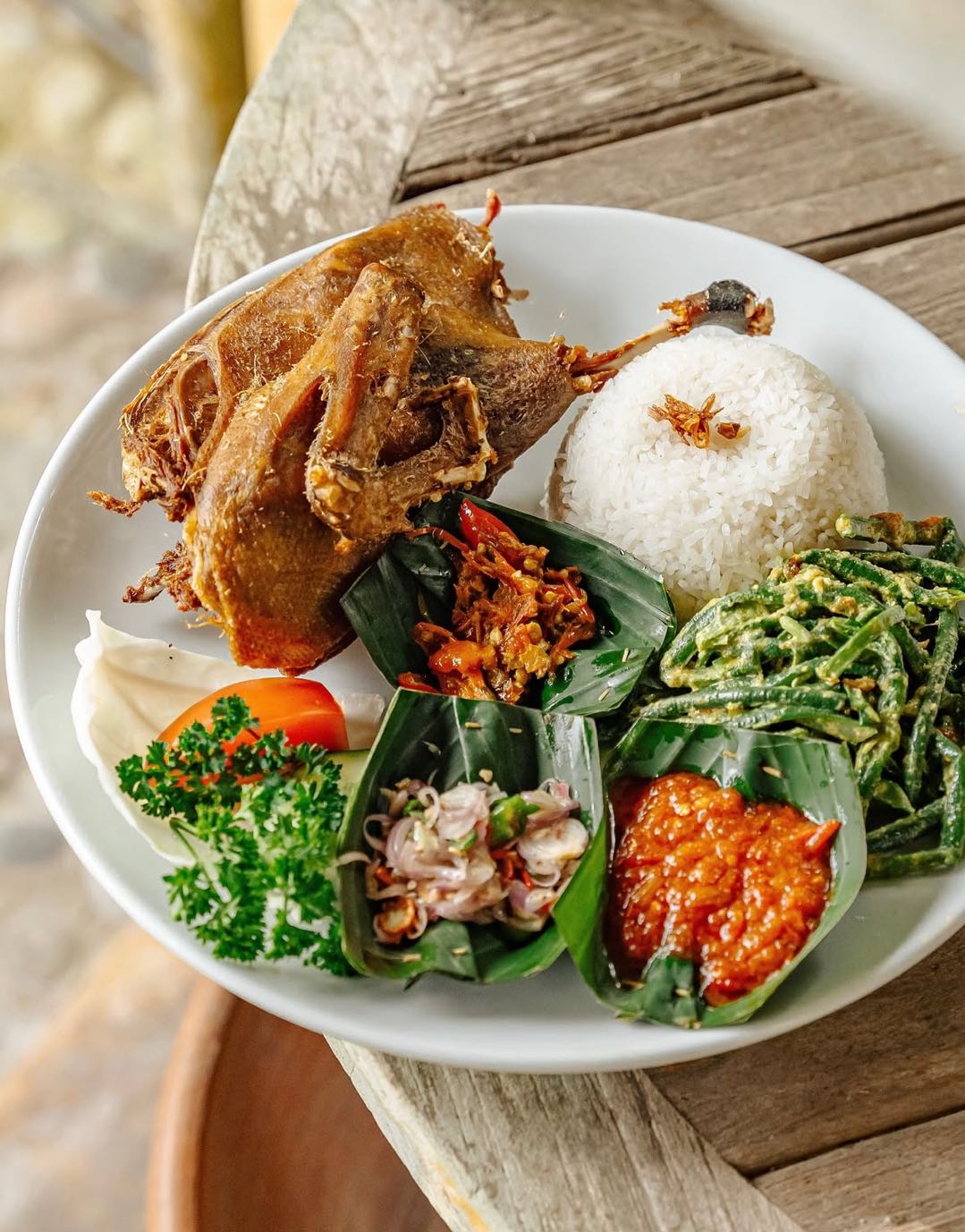 峇里島傳統美食髒鴨餐 Bebek Bengil