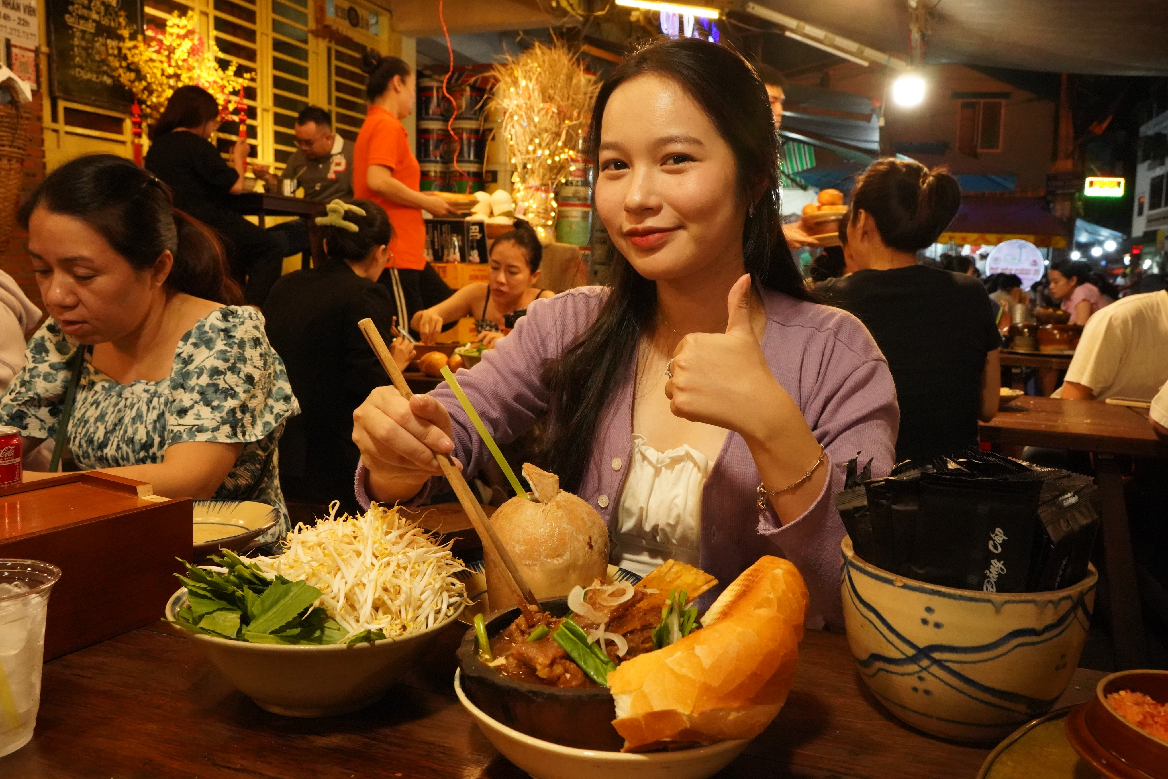 品嘗越式燉牛肉法國麵包（Bò Kho）