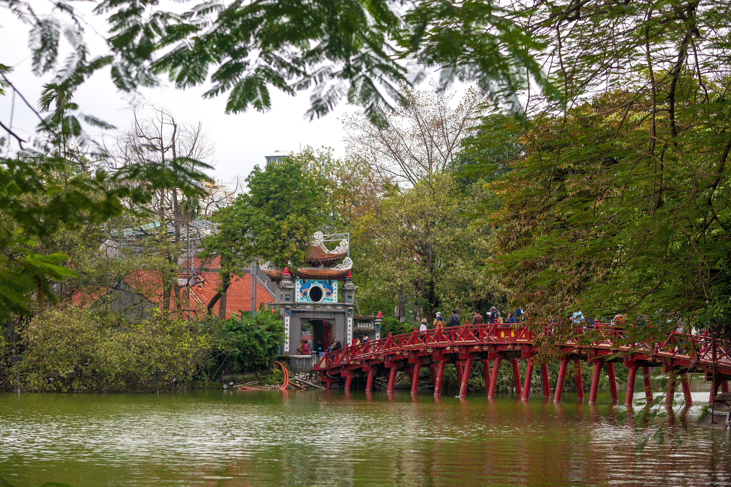 玉山寺 - 還劍湖上為了紀念傳說中的金龜百年古寺